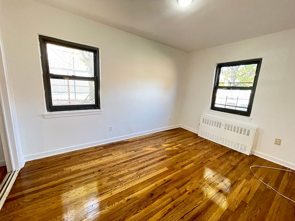 2nd image of 196-21 73rd Ave #1