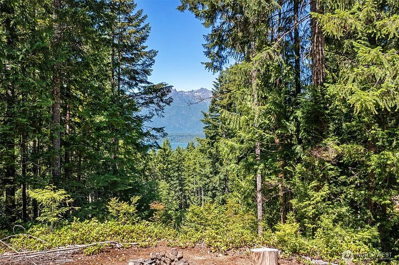 5th image of 5154 N Lake Cushman Road