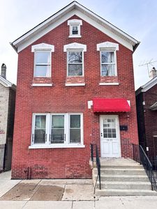 3822 S Honore St, Chicago, IL, 60609