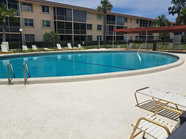 4502 N Federal Hwy #231D — Photo 3