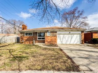 4431 Stratford Dr, Warren, MI 48092