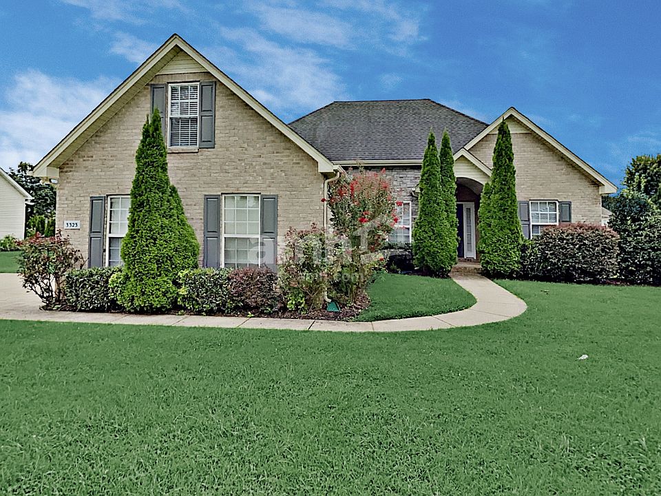 1st image of 3323 Leslie Ln