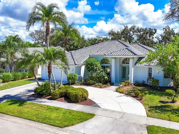 1104 Hoover St, Nokomis, FL 34275