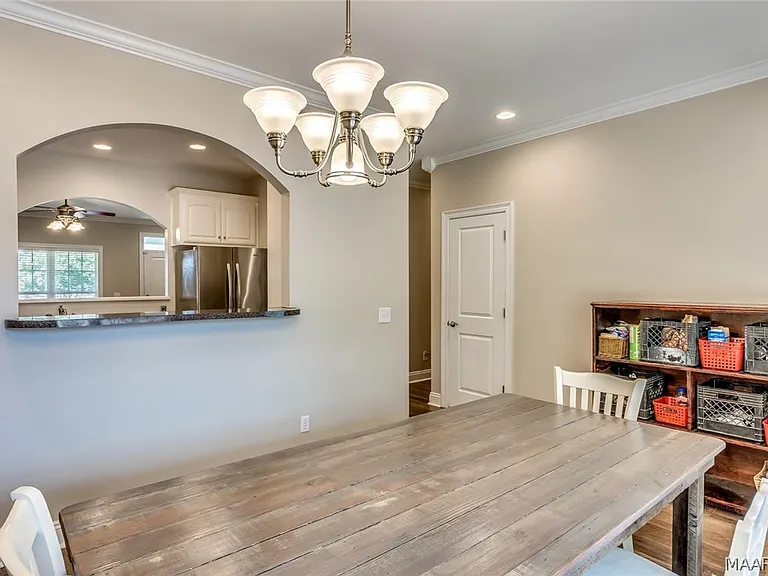 1211 Sadie Cir — Photo 20