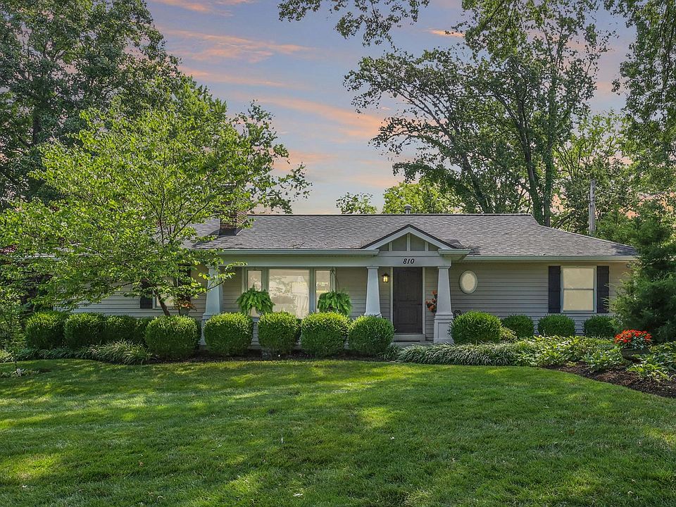 1st image of 810 Yosemite Dr
