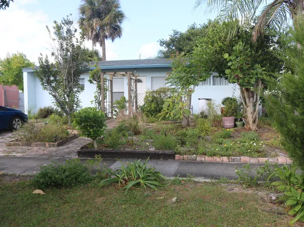 9527 Keating Drive, Palm Beach Gardens, FL 33410