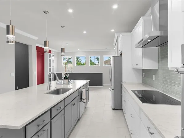 4705 Arboretum CIR #202, NAPLES, FL 34112