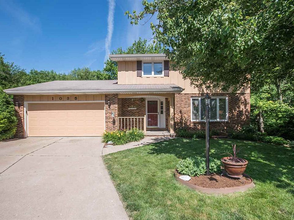 1st image of 1035 W Centennial Dr