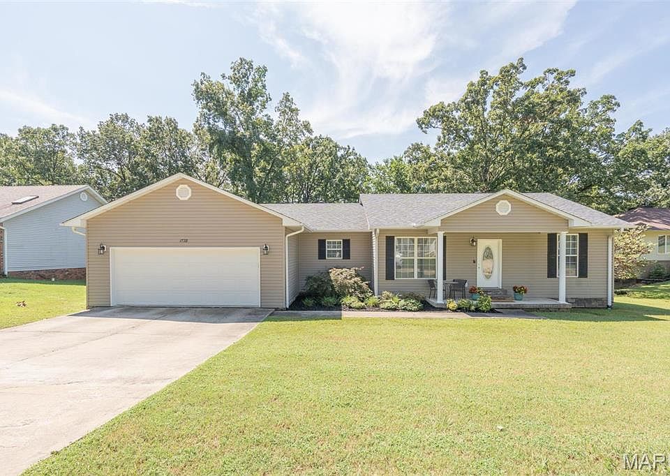 1st image of 1728 Whispering Oaks Pl