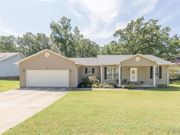 1728 Whispering Oaks Pl, Poplar Bluff, MO 63901