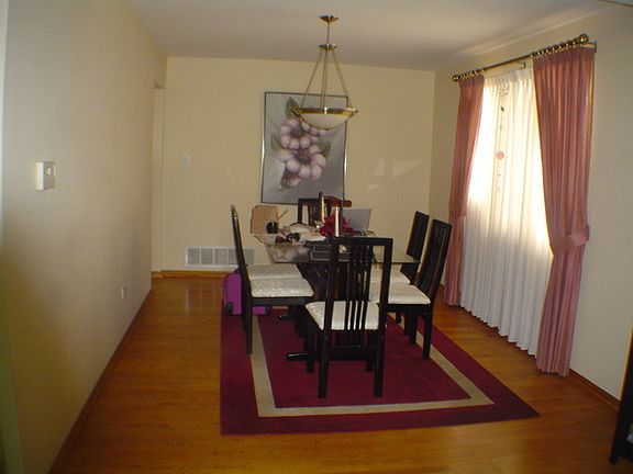 4th image of 12528 S Central Park Ave