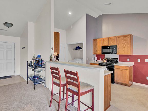 5th image of 5047 Ballantine Dr