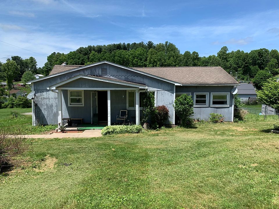 1st image of 128 Teaberry Ln