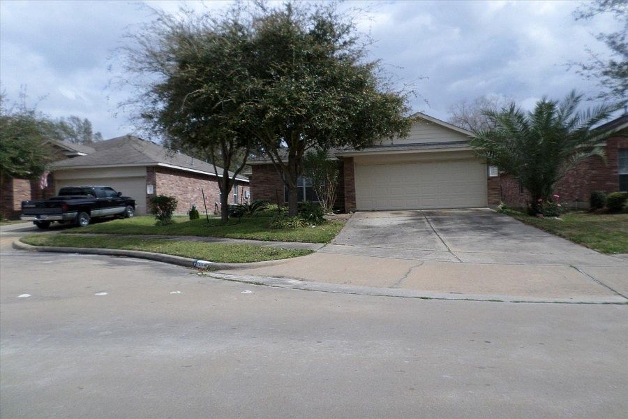 1st image of 2511 Village Square Dr