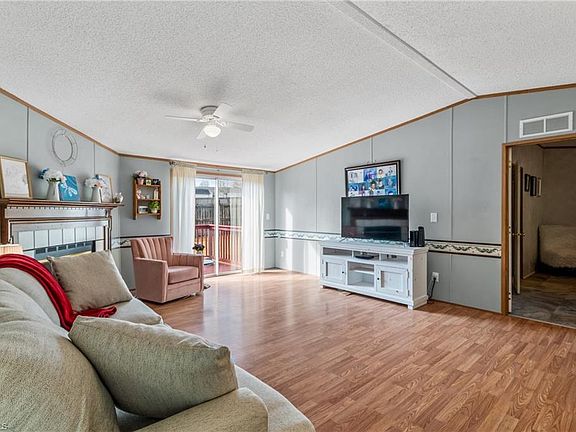 5th image of 4601 Loredo Ct
