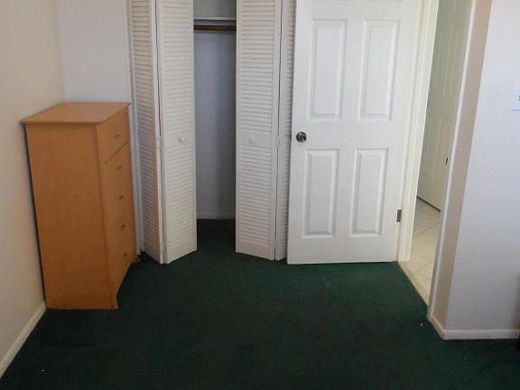 4th image of 204 Johnson Ave