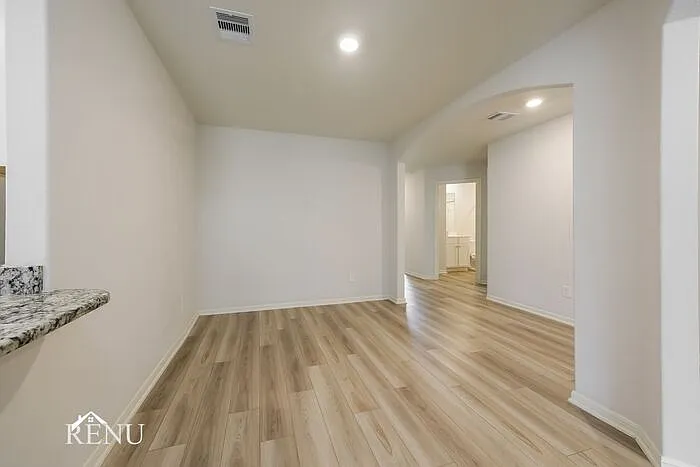 25353 Cypress Bend Dr — Photo 6