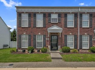 6725 Arbor Creek Dr, Louisville, KY 40228