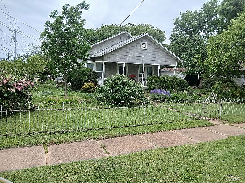 1st image of 310 Strong St