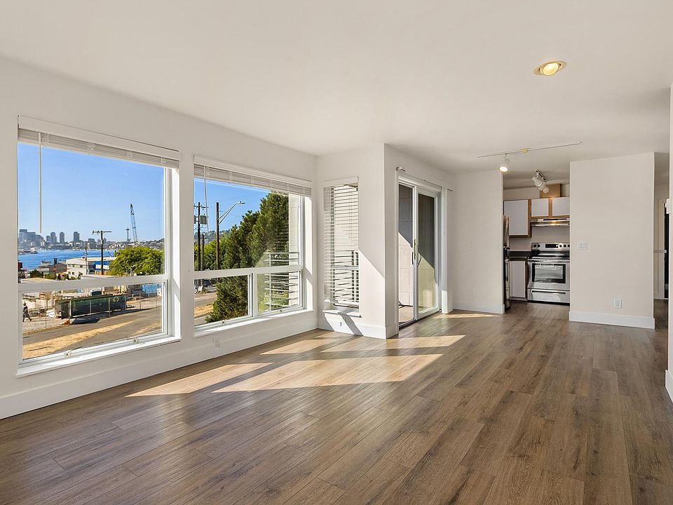 1st image of 3900 Latona Ave NE APT 103