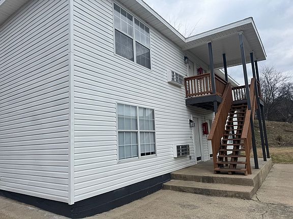 2nd image of 323 S 12th St APT G
