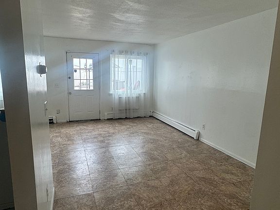 4th image of 103 White Plains Rd #1