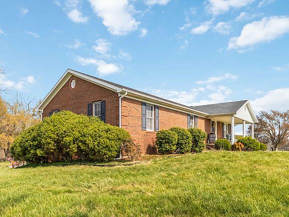 2nd image of 1426 Tick Ridge Rd