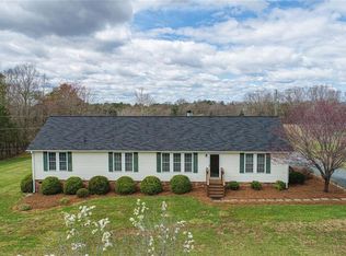 1040 Country Meadows Dr, Walnut Cove, NC 27052