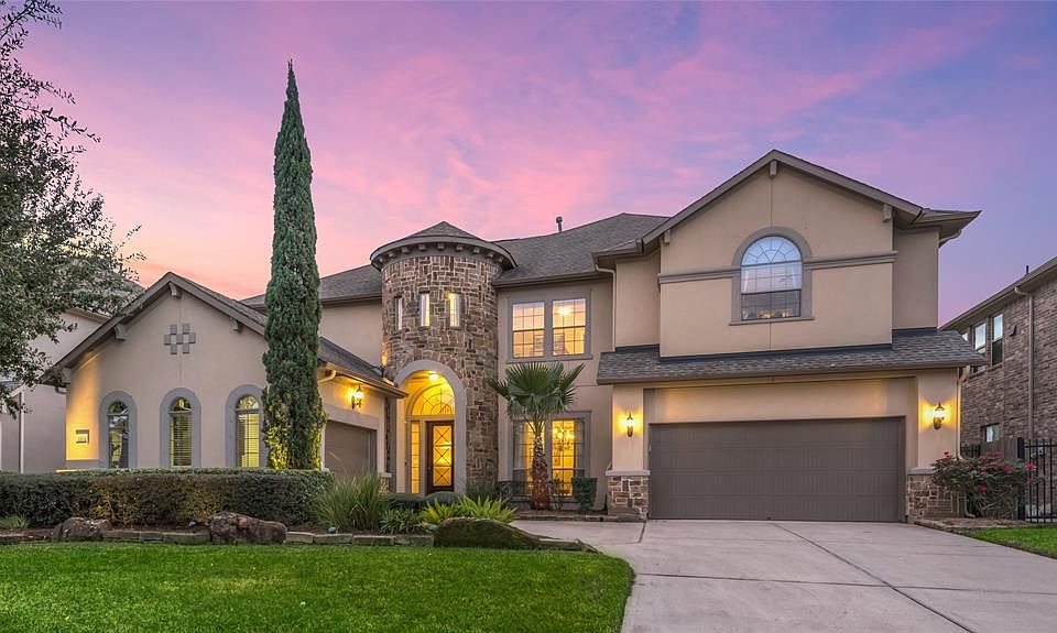 1st image of 4604 La Escalona Dr
