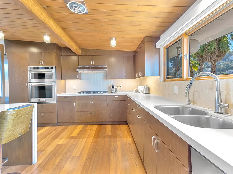 3928 Fairway Ave — Photo 7