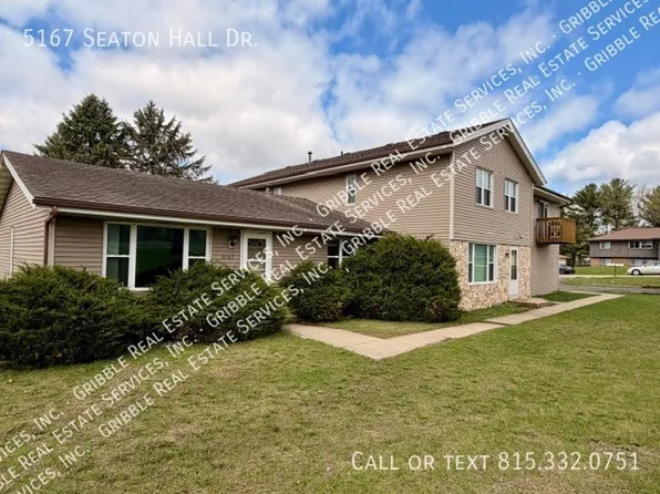 5167 Seaton Hall Dr, Machesney Park, IL 61115