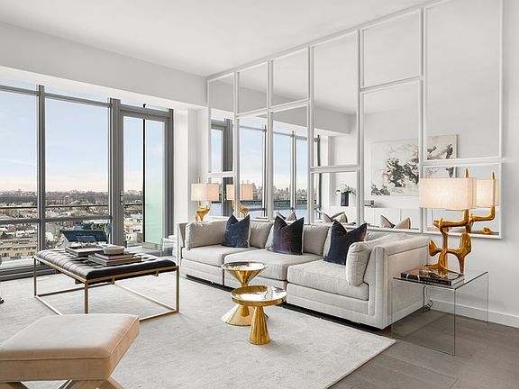 4th image of 320 Adolphus Ave #502