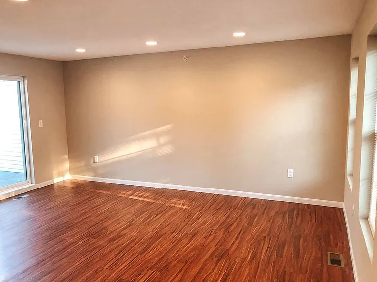 Chelsea Manor — Photo 49