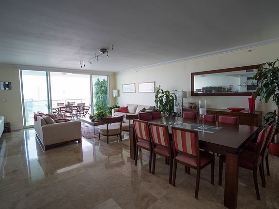 Dining Room/Living Room