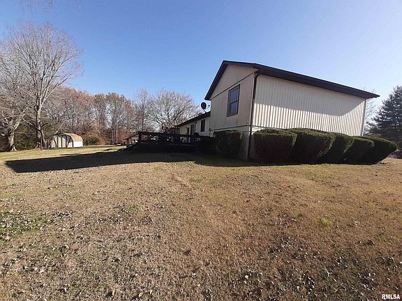 3rd image of 12684 Blackberry Hills Ln
