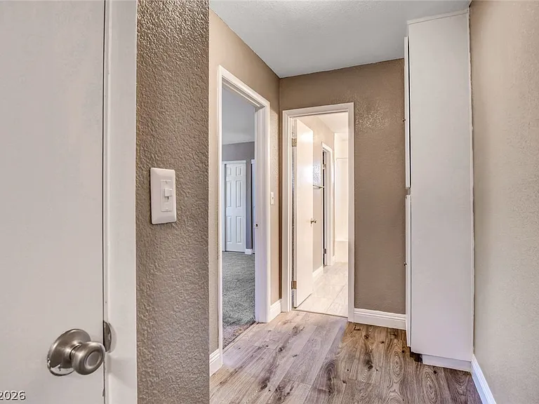 4367 S Mojave Rd — Photo 36