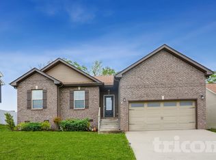1041 Charles Thomas Dr, Clarksville, TN 37042