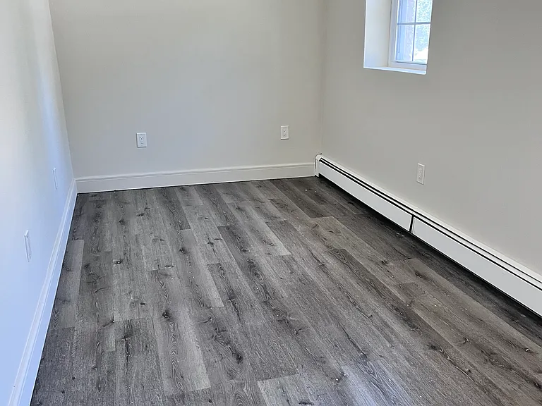 8 Clapp Ave #8 — Photo 2
