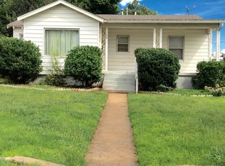102 Blackburn Blvd, Elk City, OK 73644