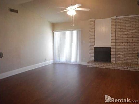 2nd image of 644 Glenhill Ln