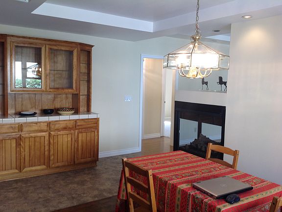 good size dining area