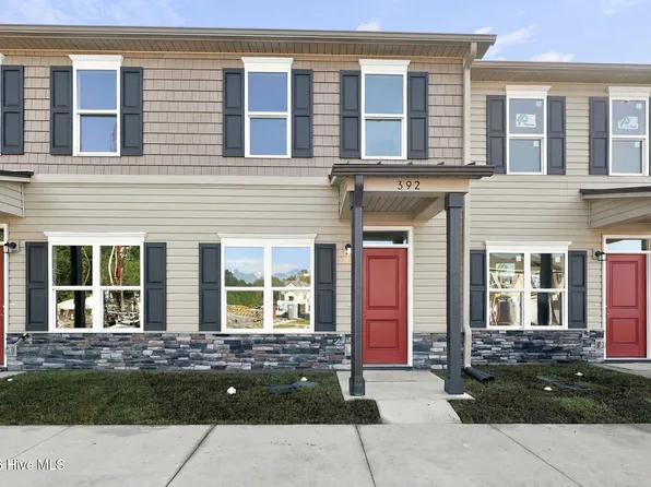 392 Boyington Place Road, Midway Park, NC 28544