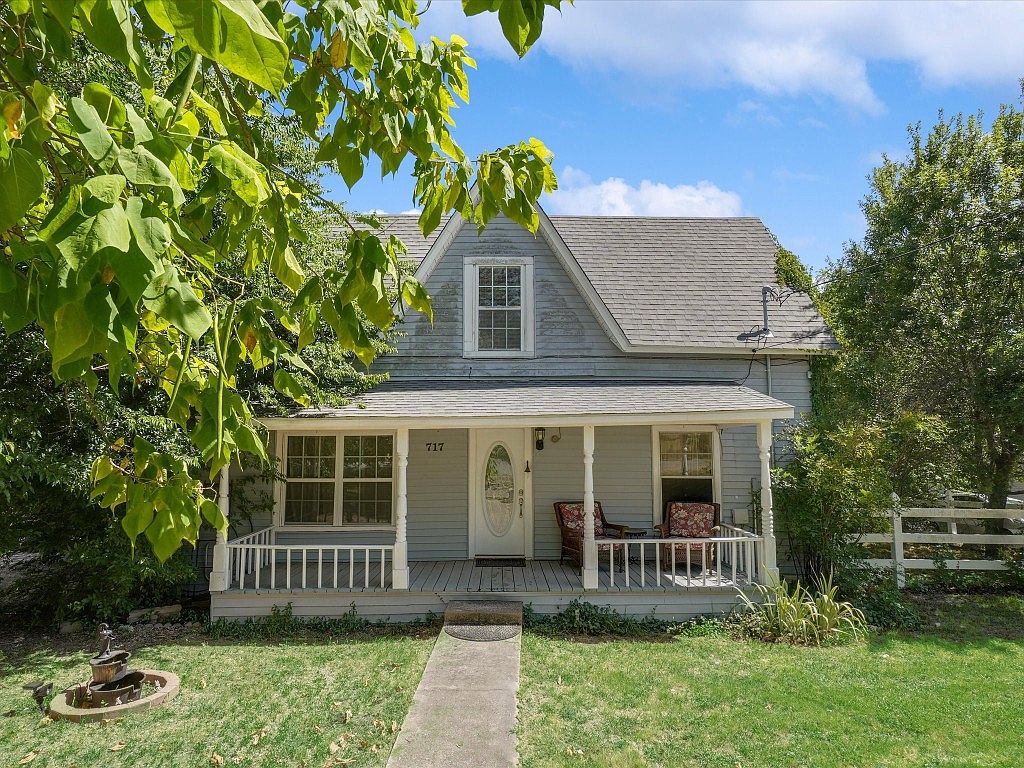 717 Nash Ave, Van Alstyne, TX 75495 Zillow