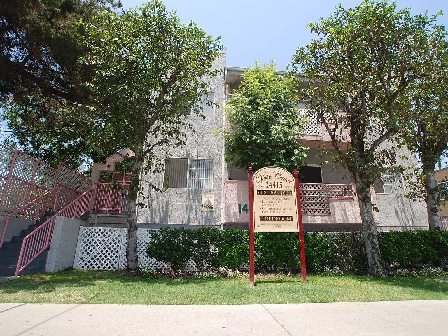Vose Court Apartments...Gorgeous Newly Remodeled Apartments. CALL NOW! — Photo 1