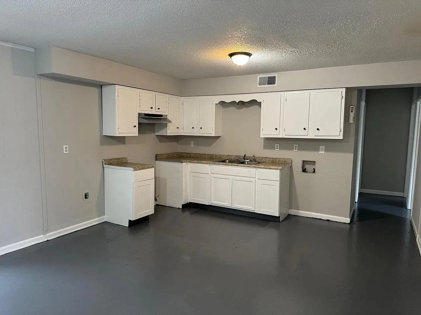 5144 Blacksmith Dr — Photo 4