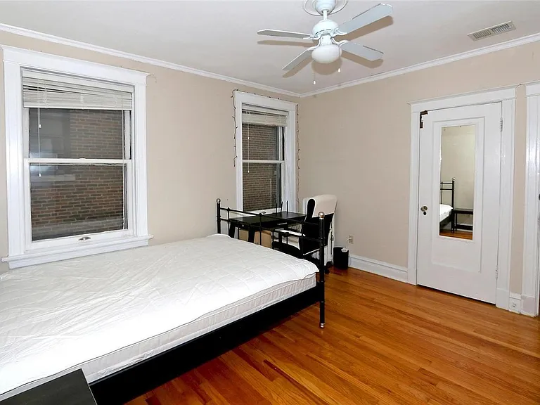 6226 Northwood Ave #3W — Photo 7