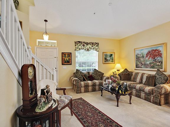 2nd image of 10472 Eastpark Woods Dr