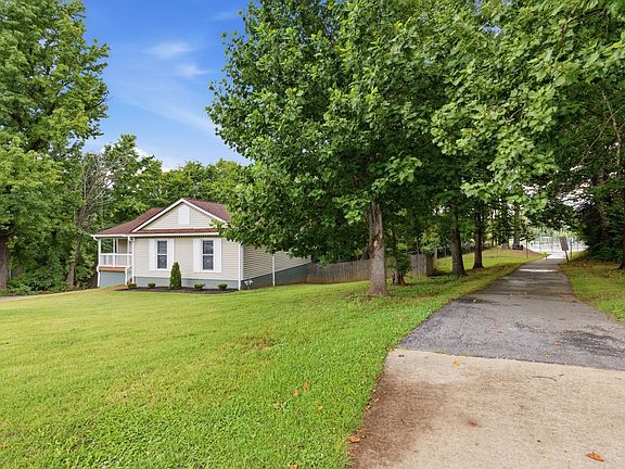 4th image of 416 Belinda Pkwy