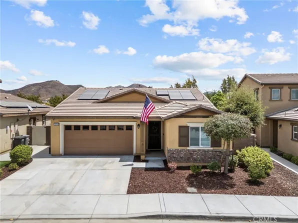 29314 Linden Pl, Lake Elsinore, CA 92530