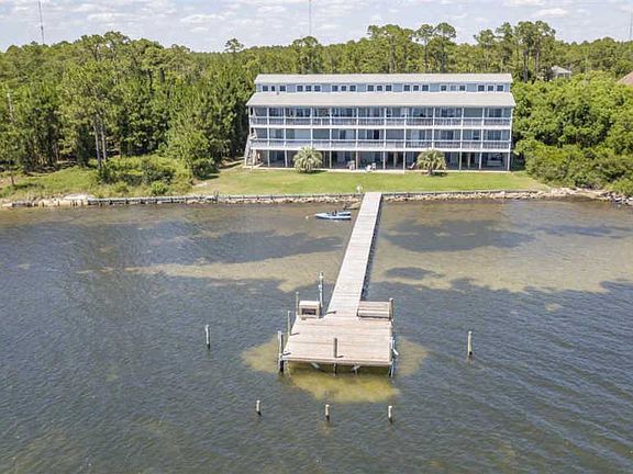 3rd image of 5539 Soundside Dr #12